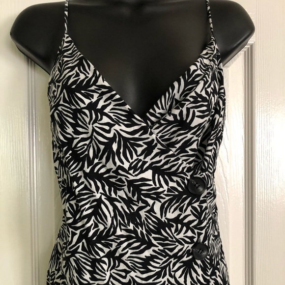 Topshop black & white strappy mini dress - Picture 2 of 6
